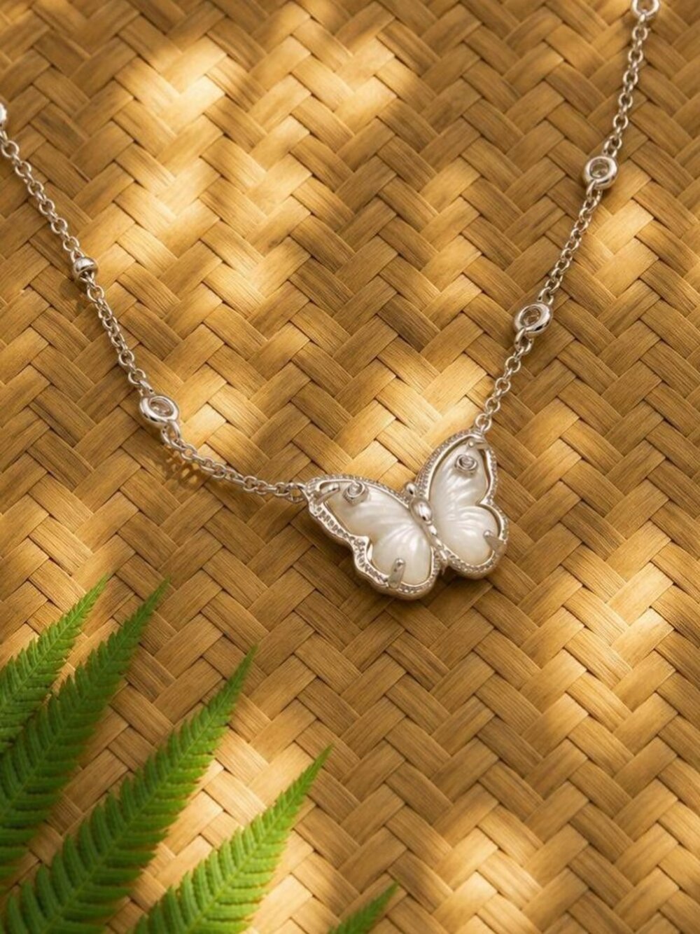Kendra Scott Cailey Butterfly Silver Pendant Necklace - Picture 2 of 2